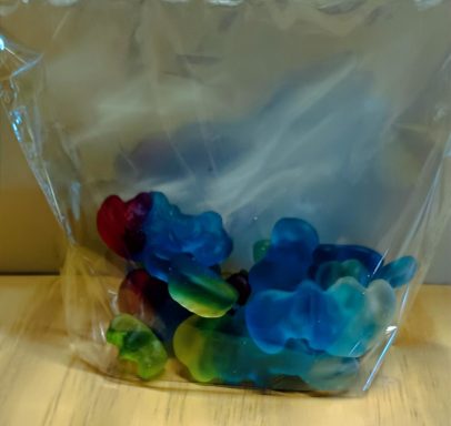 Schtroumpfs Haribo – Sachet de 100 g Les célèbres bonbons Schtroumpfs : tendres, fruités et ultra régressifs