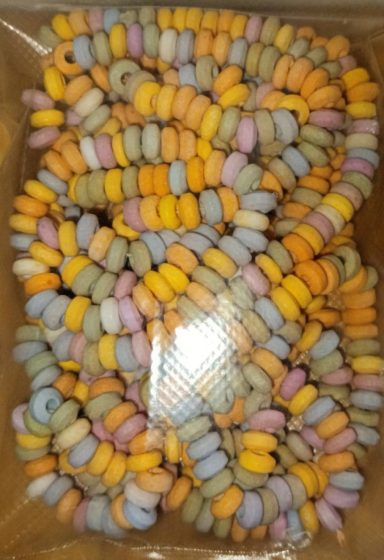 Collier de bonbons – Vendu à l’unité Collier de bonbons multicolores en perles sucrées, vendu à l’unité