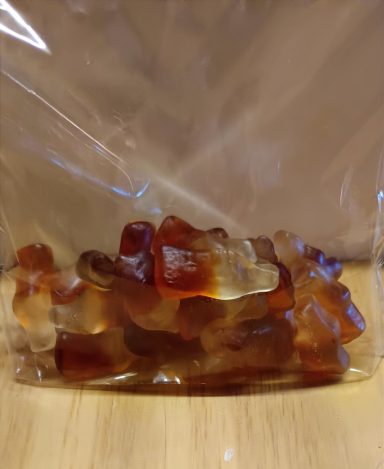 Cola Haribo – Sachet de 100 g Les célèbres petites bouteilles au bon goût cola